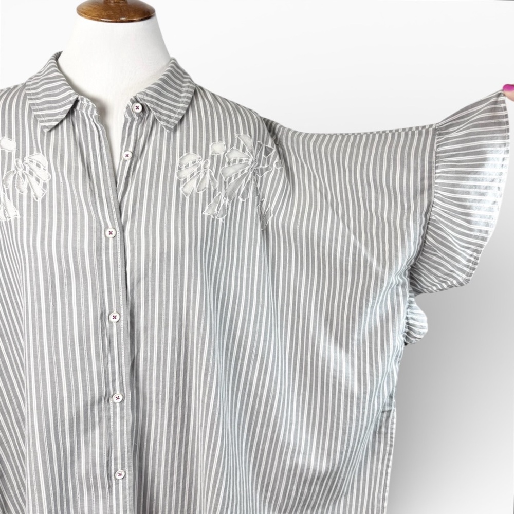 Anthropologie Gray Striped Floral Short Sleeve Oversized Buttondown Shirt L - Picture 8 of 13